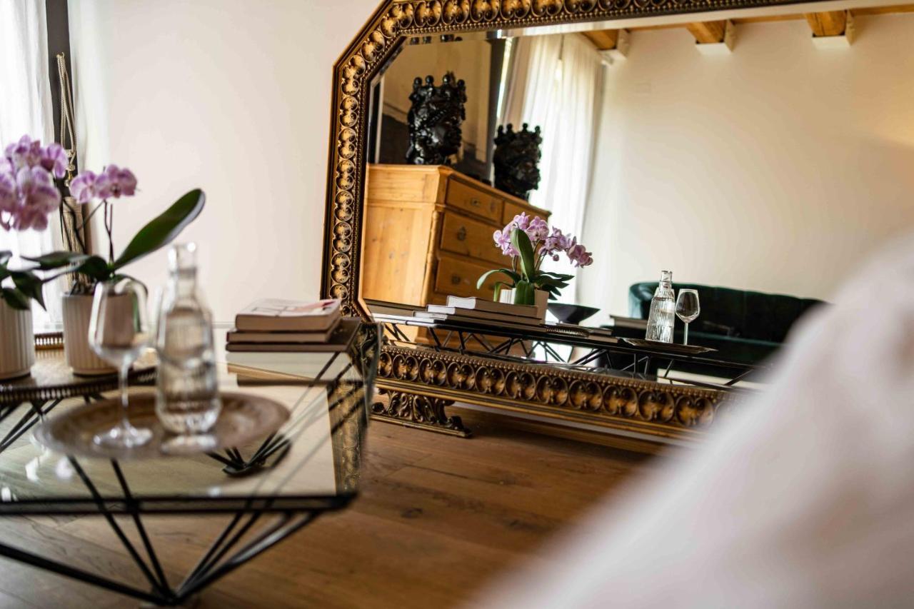 Casavostra - Ambience Suites Ostra Vetere Kültér fotó