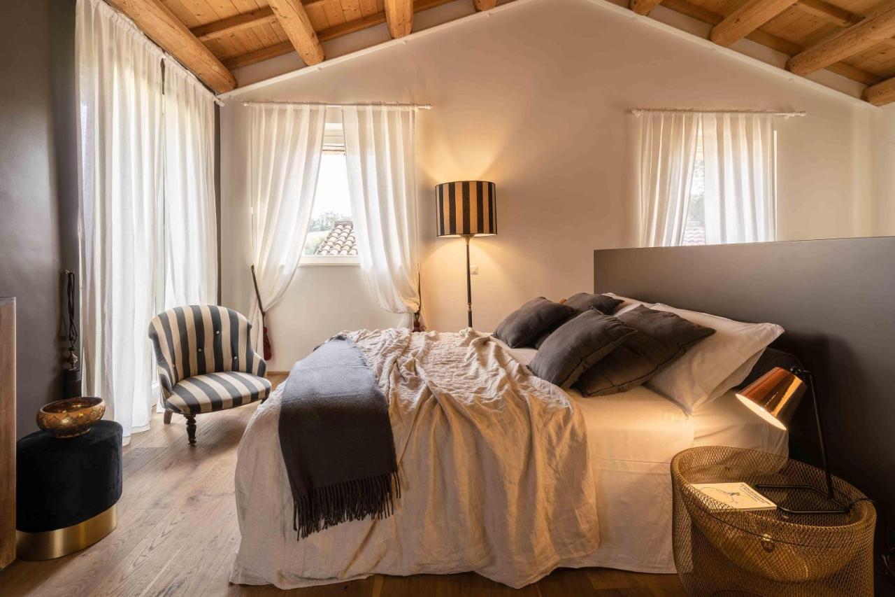 Casavostra - Ambience Suites Ostra Vetere Kültér fotó